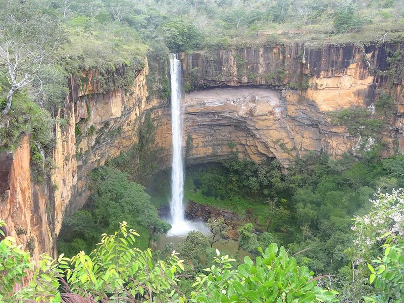 cachoeira veu da noiva