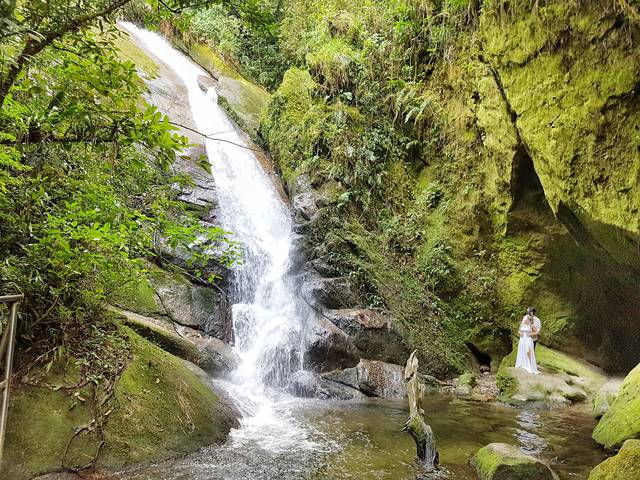 Vale do Alcantilado e suas 9 cachoeiras