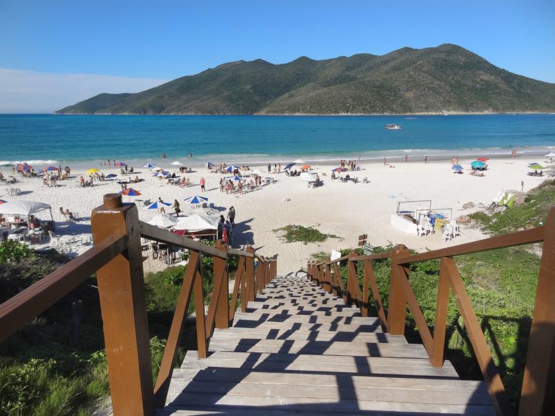 escadaria de arraial de cabo