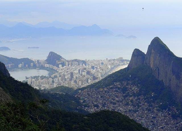 vista lado esquerdo pedra bonita