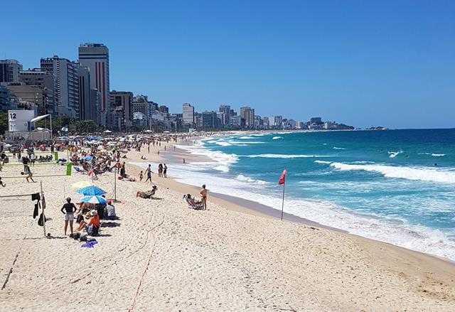 Praia do Leblon perto de Copa