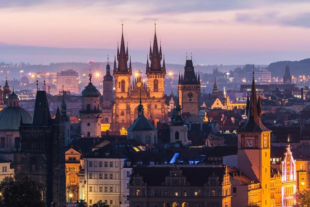 Praga cidades para conhecer no leste europeu